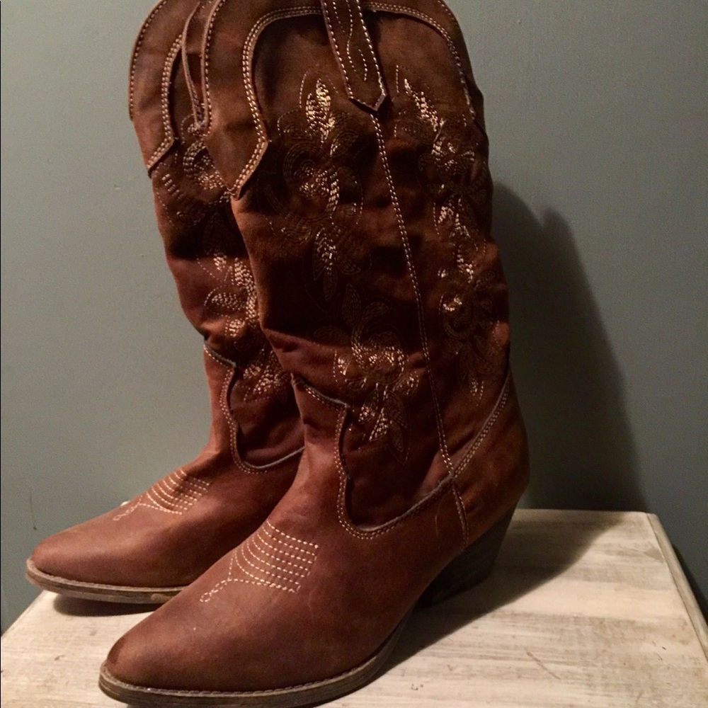 Rampage Cowboy boots
